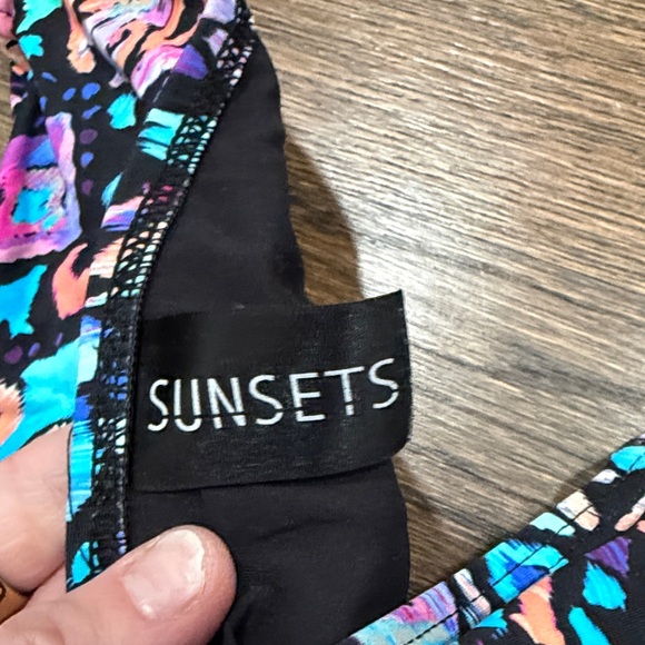 Colorful Patterned Bikini Set - Picture 5 of 8